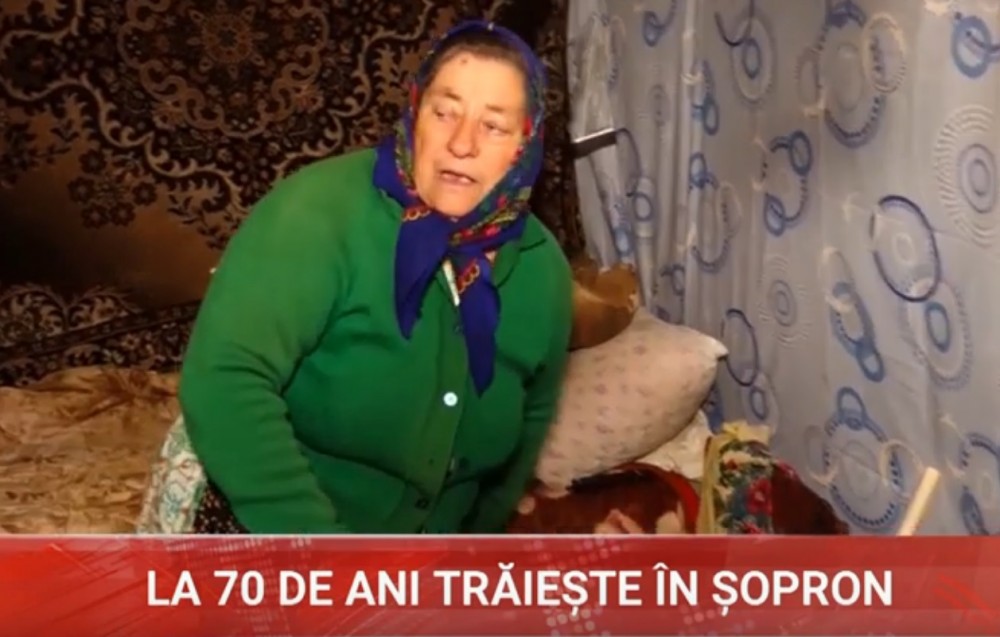 A ajuns să-și trăiască zilele ce i-au mai rămas într-un șopron unde-și ținea anterior vaca. Povestea unei bătrâne de la Drăsliceni